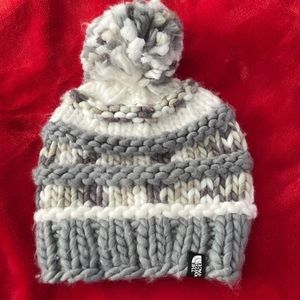 NWOT women’s NorthFace winter hat